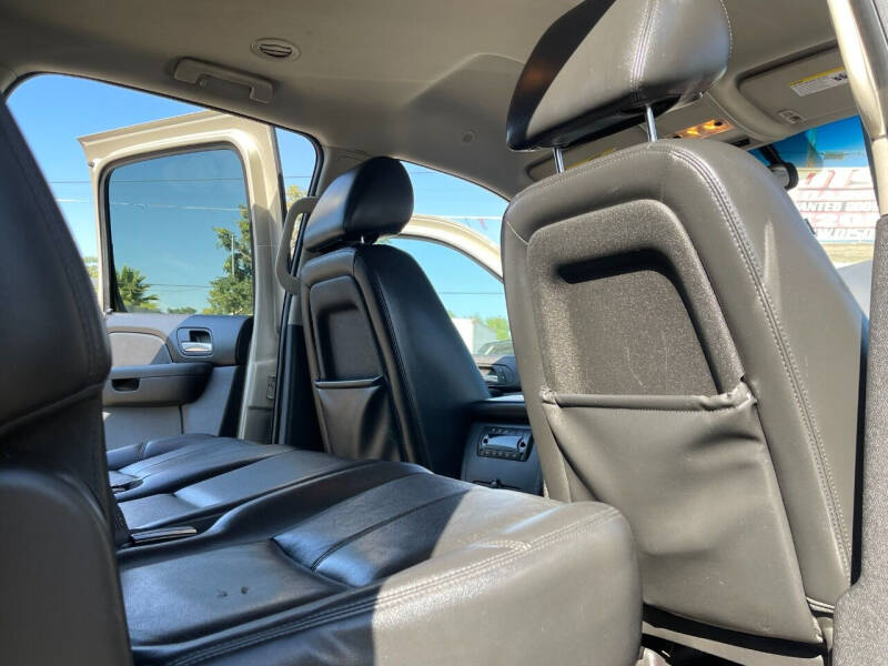 2013 Chevrolet Suburban LT
