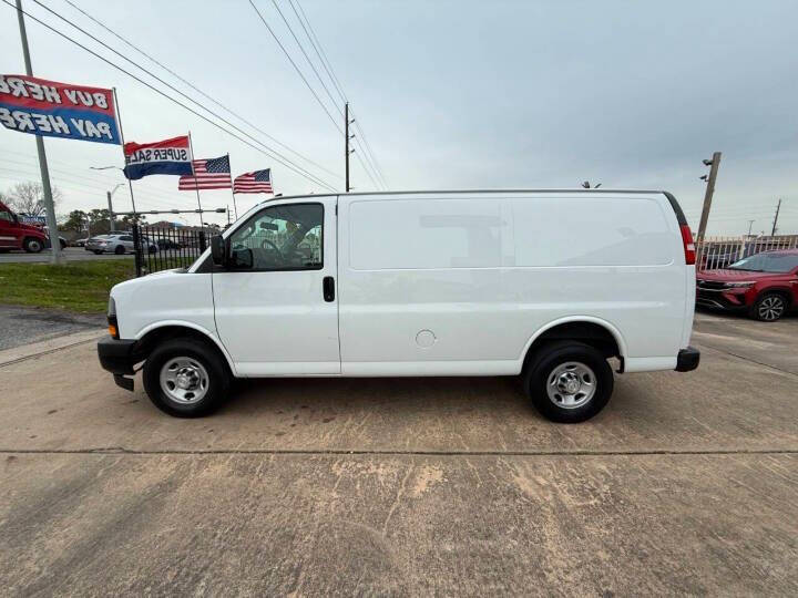 2020 Chevrolet Express 2500
