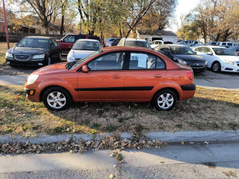 2009 Kia Rio for sale at D and D Auto Sales in Topeka KS