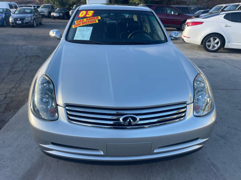 2003 INFINITI G35 Base photo 2