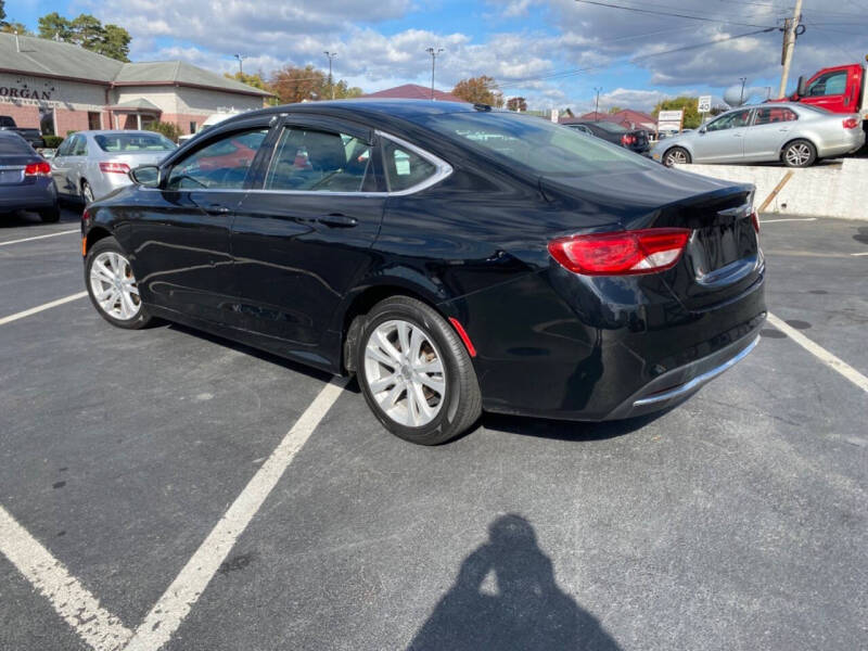 2015 Chrysler 200 Limited