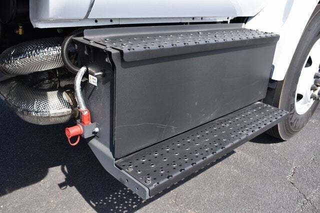 2025 Ford F-750 Super Duty