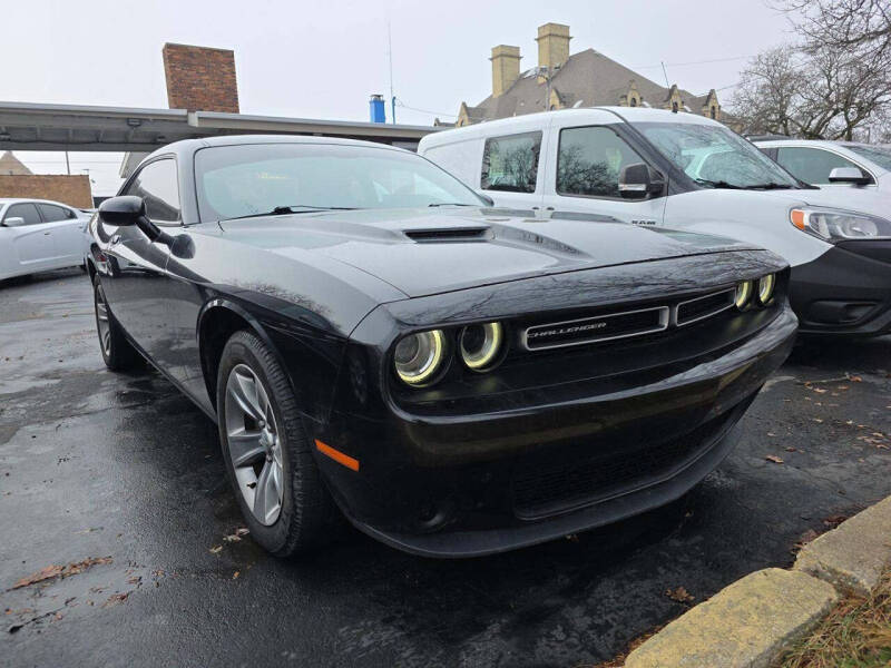 2016 Dodge Challenger SXT