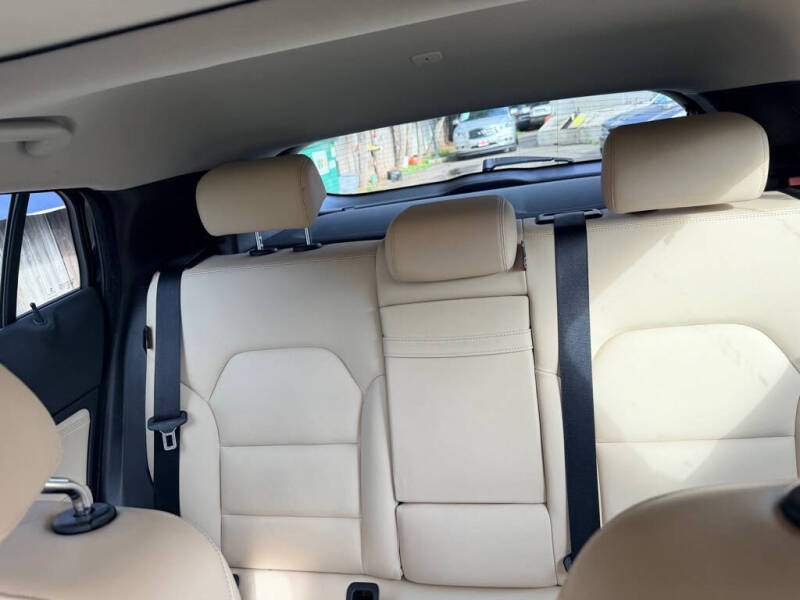 2018 Infiniti QX30