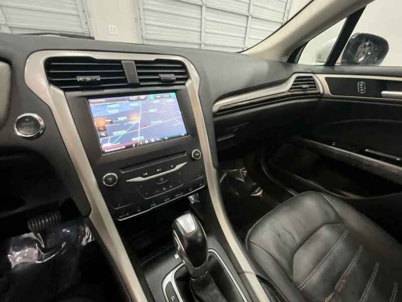 2014 Ford Fusion Hybrid SE