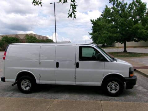 2020 Chevrolet Express 2500