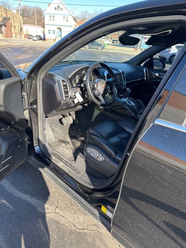 2016 Porsche Cayenne