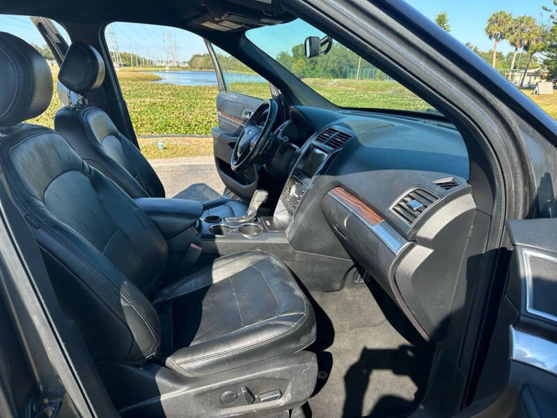 2017 Ford Explorer Limited