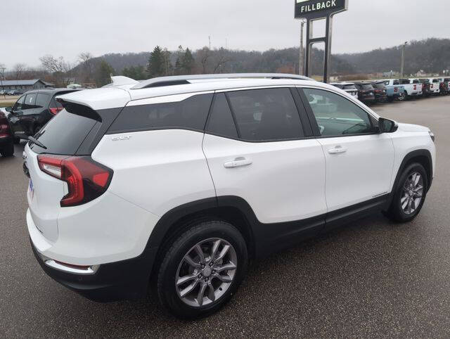 2023 GMC Terrain SLT