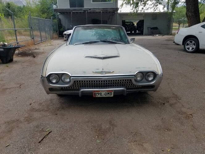 1962 Ford Thunderbird