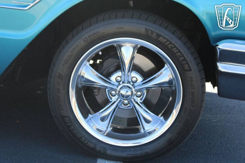 1965 Ford Thunderbird