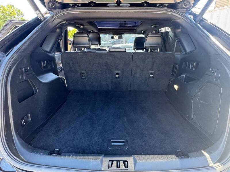 2020 Ford Edge ST