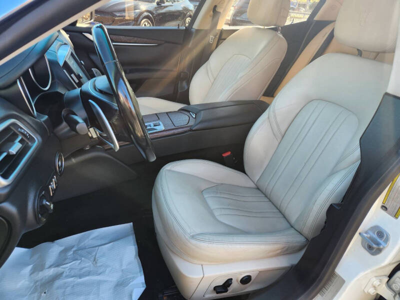 2014 Maserati Ghibli S Q4