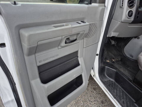 2012 Ford E-Series E-150