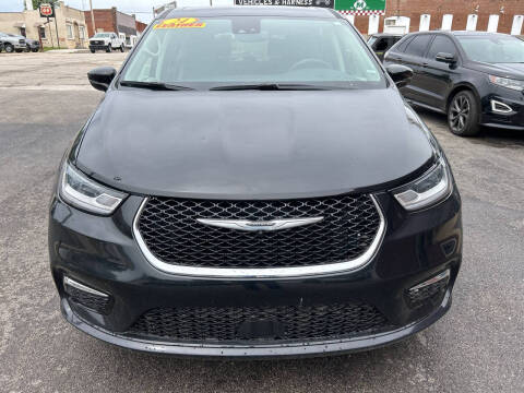 2024 Chrysler Pacifica Touring L