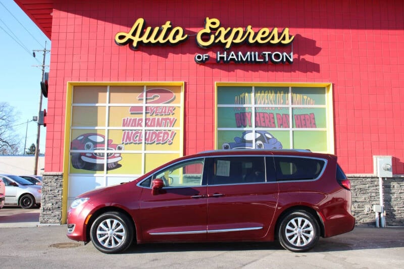 2018 Chrysler Pacifica for sale at AUTO EXPRESS OF HAMILTON LLC in Hamilton OH