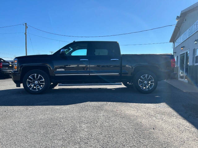 2014 Chevrolet Silverado 1500 for sale at Upstate Auto Gallery in Westmoreland, NY