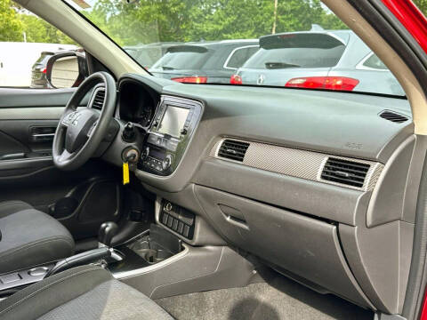 2018 Mitsubishi Outlander ES