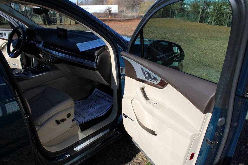 2018 Audi Q7 2.0T quattro Premium Plus