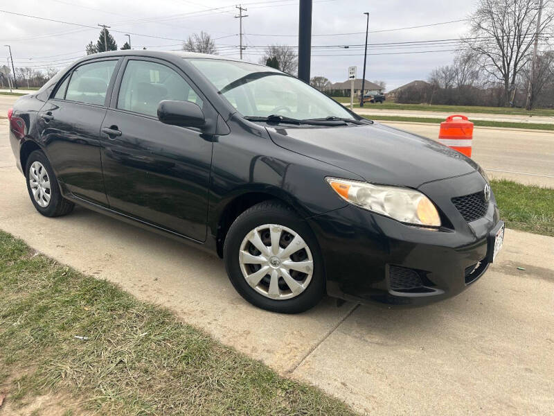 Used 2010 Toyota Corolla LE with VIN 1NXBU4EE9AZ271668 for sale in Oak Creek, WI