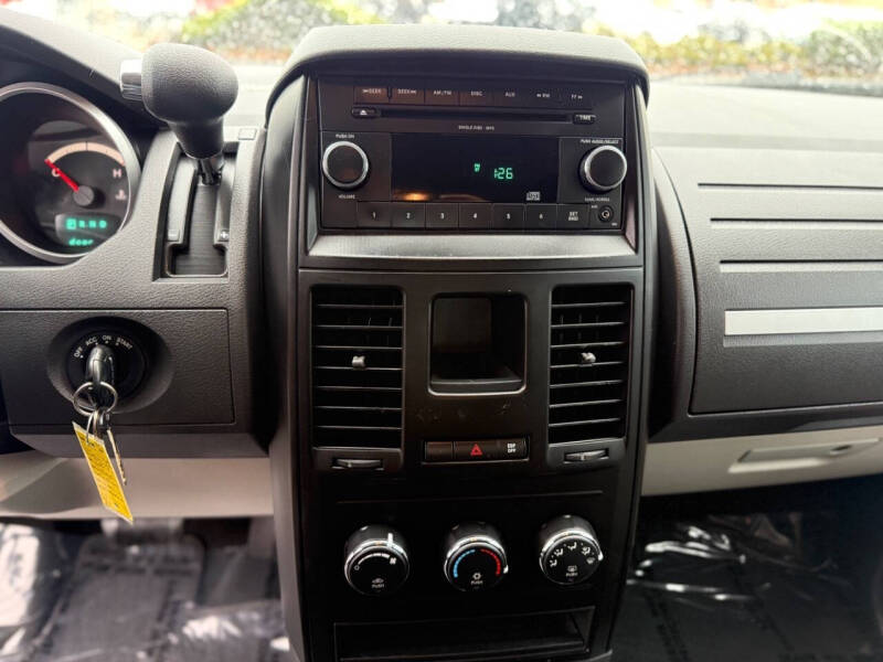 2009 Dodge Grand Caravan SE