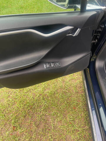 2013 Tesla Model S Performance