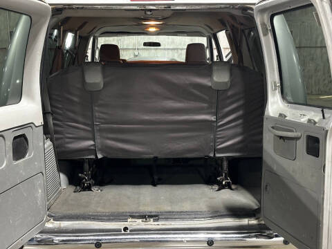 2009 Ford E-Series E-350 SD XLT