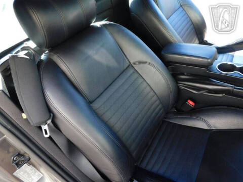 2003 Ford Thunderbird