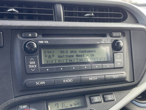 2012 Toyota Prius c Two