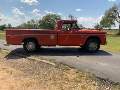 1969 Dodge D200 Pickup