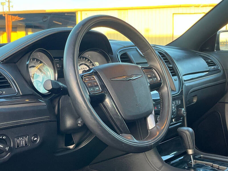 2014 Chrysler 300 C John Varvatos Limited Edition