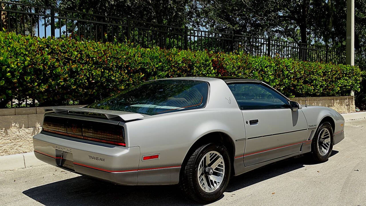 1985 Pontiac Firebird 2