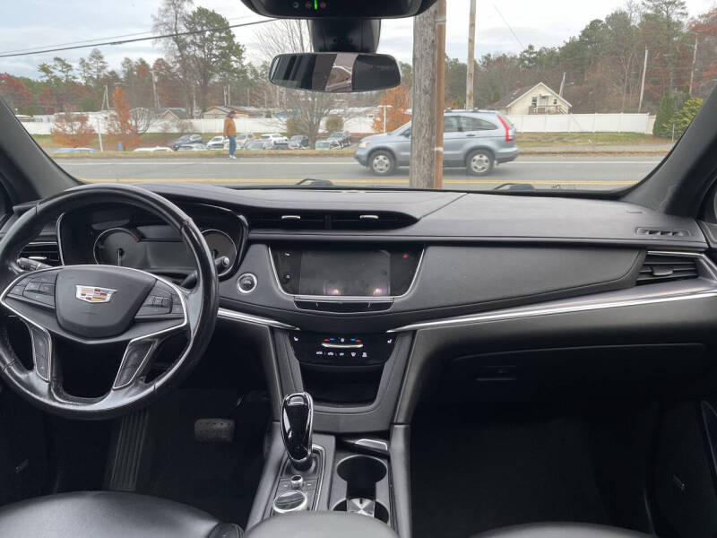 2022 Cadillac XT5 Luxury