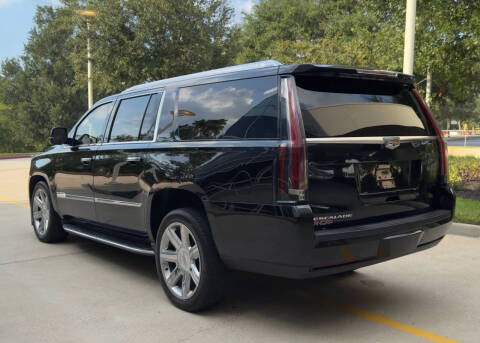 2019 Cadillac Escalade ESV Luxury