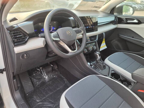 2025 Volkswagen Taos S