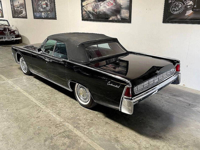 1963 Lincoln Continental