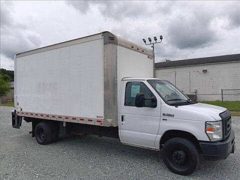 2018 Ford E-Series E-350 SD