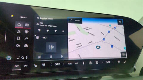 2025 Audi Q6 e-tron quattro Premium Plus