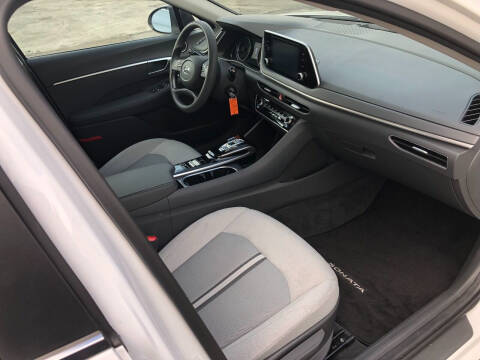 2022 Hyundai Sonata SE