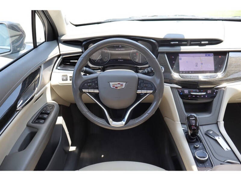 2020 Cadillac XT6 Premium Luxury