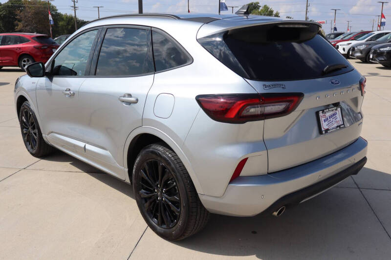 2023 Ford Escape ST-Line Elite