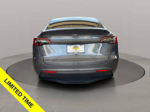 2023 Tesla Model Y Long Range