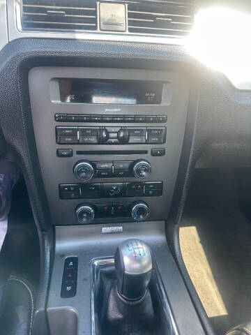 2014 Ford Mustang V6 Premium