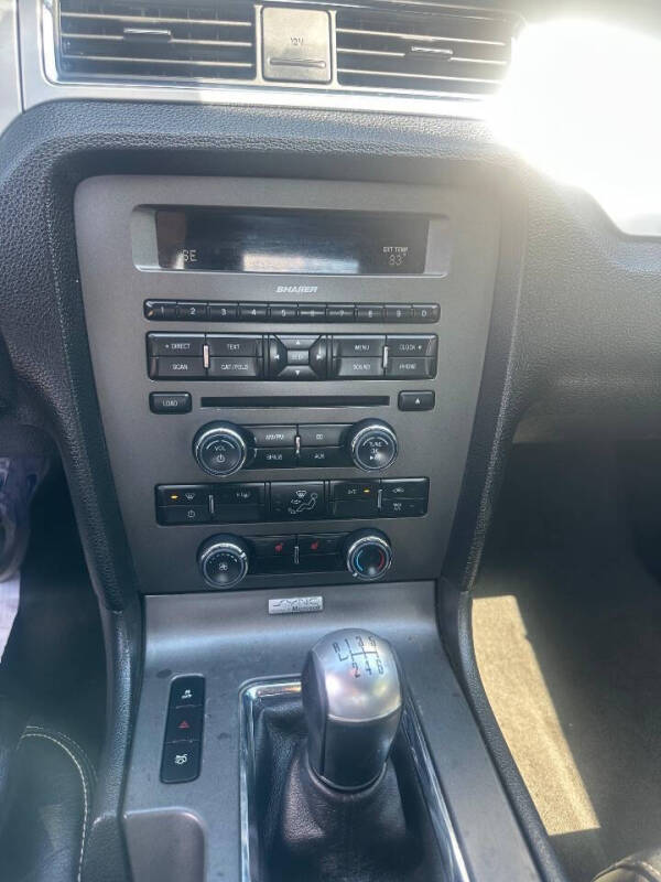 2014 Ford Mustang V6 Premium