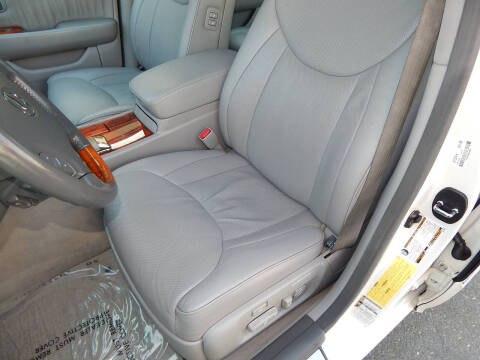 2005 Lexus LS 430