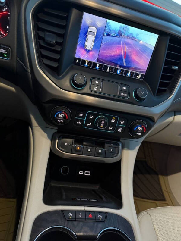 2020 GMC Acadia Denali