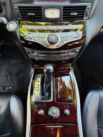 2015 Infiniti Q70L 3.7