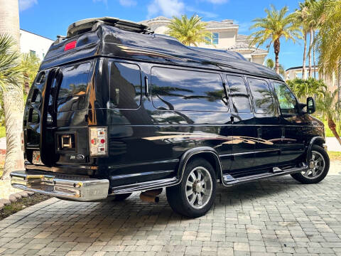 2010 Ford E-Series E-350 SD XLT
