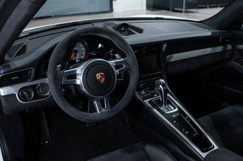 2015 Porsche 911 GT3
