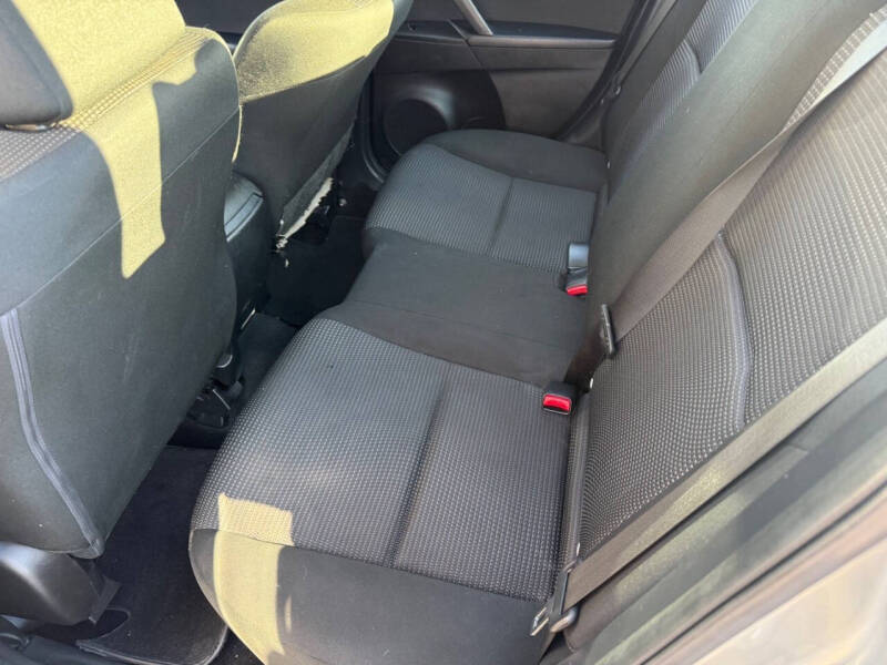 2013 Mazda MAZDA3 i Sport